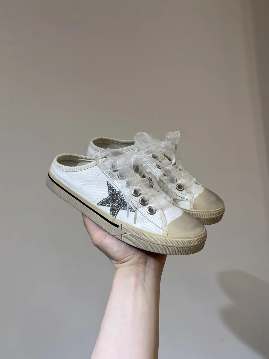 East Gate Sweet Cool Star Decoration Canvas Slip-On Women's Shoes Summer 2026 New Style round Head Arch Support Flat Heel
East Gate Sweet Cool Star Decoration Canvas Slip-On Women's Shoes Summer 2026 New Style round Head Arch Support Flat Heel