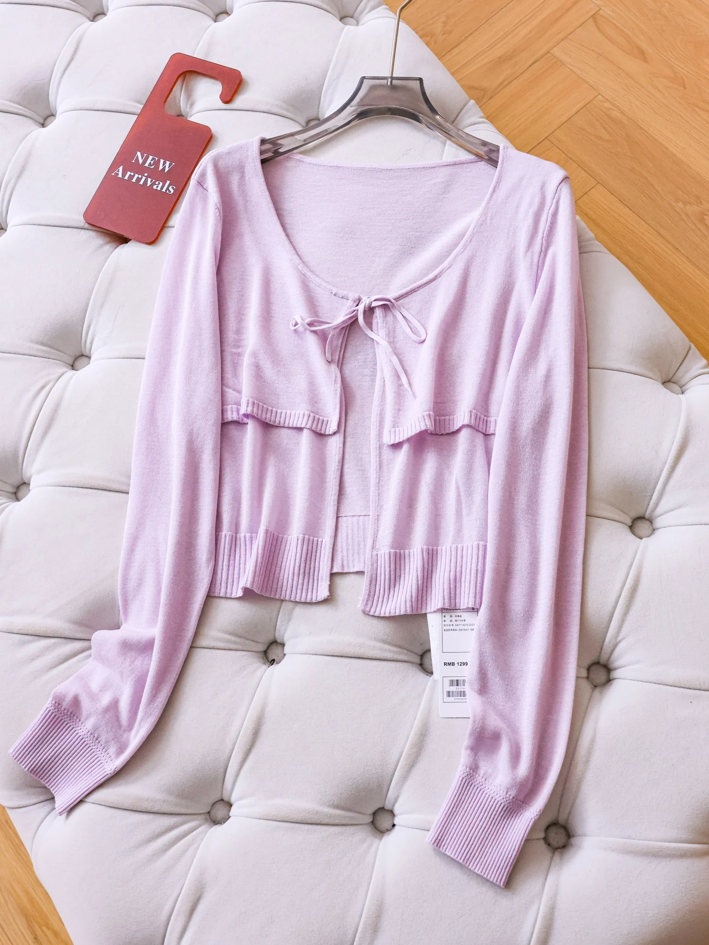 Slim Fit Short Knit Sweater Women's Lightweight Long Sleeve Casual Style Pure Color Breathable Air Conditioning Outerwear
Slim Fit Short Knit Sweater Women's Lightweight Long Sleeve Casual Style Pure Color Breathable Air Conditioning Outerwear