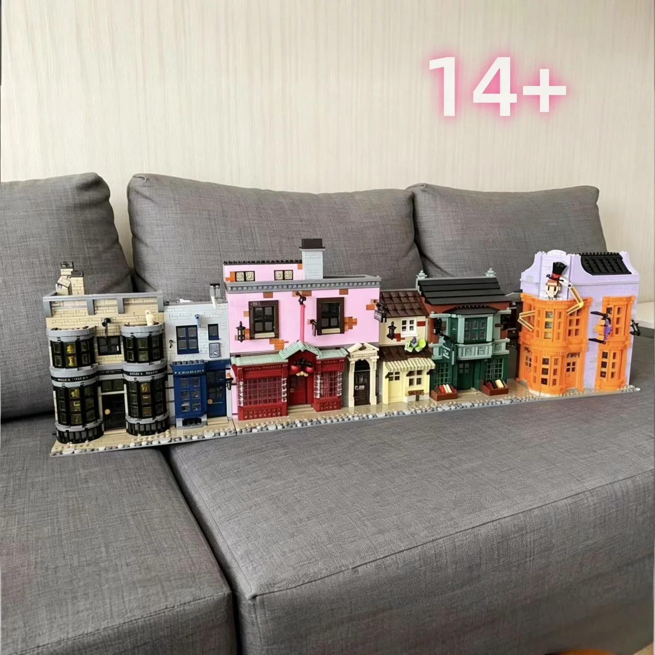 5544pcs Adjacent Hutong Street View Models Adult and Children Christmas and Birthday Gifts Home Decoration
5544pcs Adjacent Hutong Street View Models Adult and Children Christmas and Birthday Gifts Home Decoration