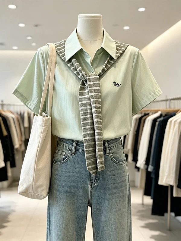 Casual College Style Shirt Top Women's plus Size Summer New Arrival Physical Store Faux Two-Piece Blouse Comfortable Fit
Casual College Style Shirt Top Women's plus Size Summer New Arrival Physical Store Faux Two-Piece Blouse Comfortable Fit