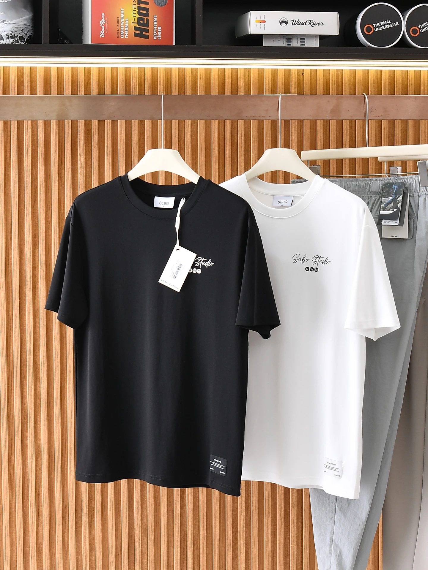 Summer Men's round Neck Casual Loose Fit Short Sleeve T-Shirt Ammonia Water Soft Cotton Letter Print Comfortable Breathable
Summer Men's round Neck Casual Loose Fit Short Sleeve T-Shirt Ammonia Water Soft Cotton Letter Print Comfortable Breathable