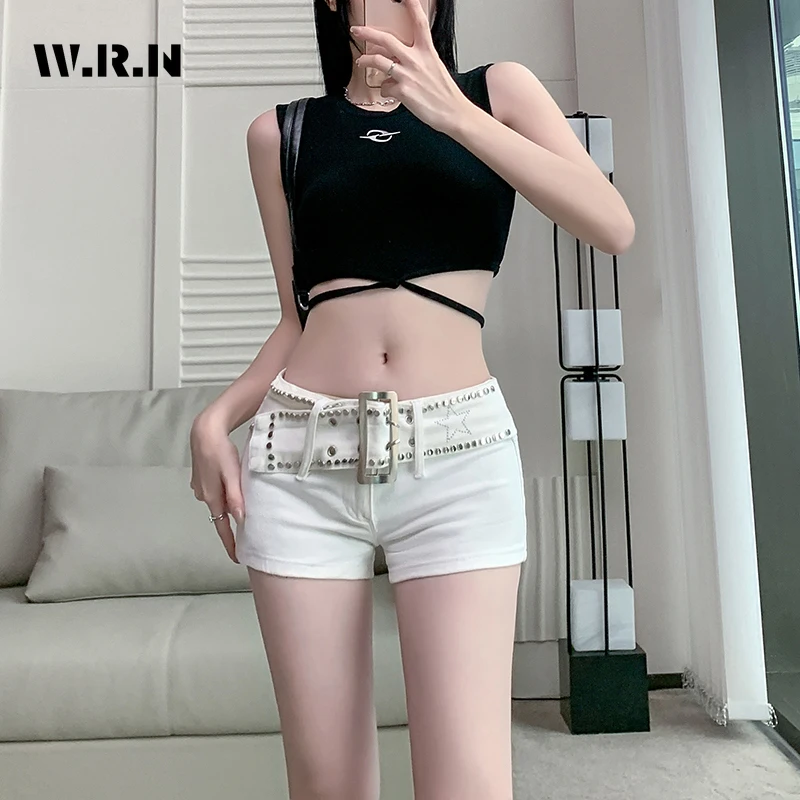 Casual Sexy Hotsweet 2000S White Sheath Clubwear Denim Shorts High Waist Women's Y2K Kpop Style Gyaru Slim Fit Street Shorts
Casual Sexy Hotsweet 2000S White Sheath Clubwear Denim Shorts High Waist Women's Y2K Kpop Style Gyaru Slim Fit Street Shorts