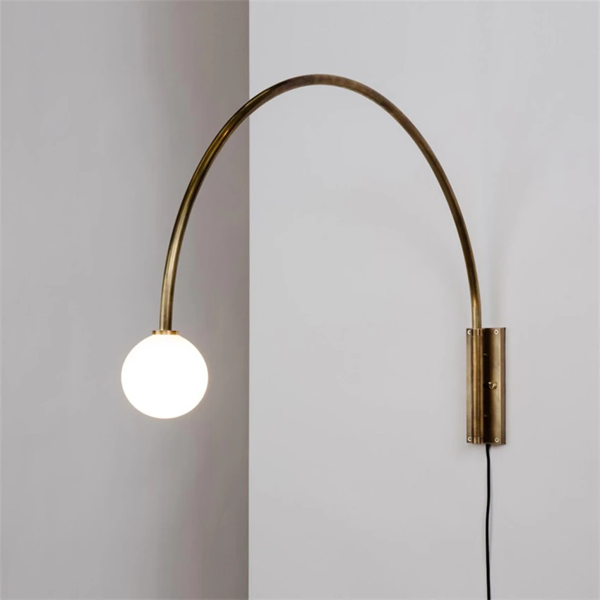 Customized gold luxury vintage long arm wall lamps modern line round ball Nordic dining room living room wall sconces lights
Customized gold luxury vintage long arm wall lamps modern line round ball Nordic dining room living room wall sconces lights