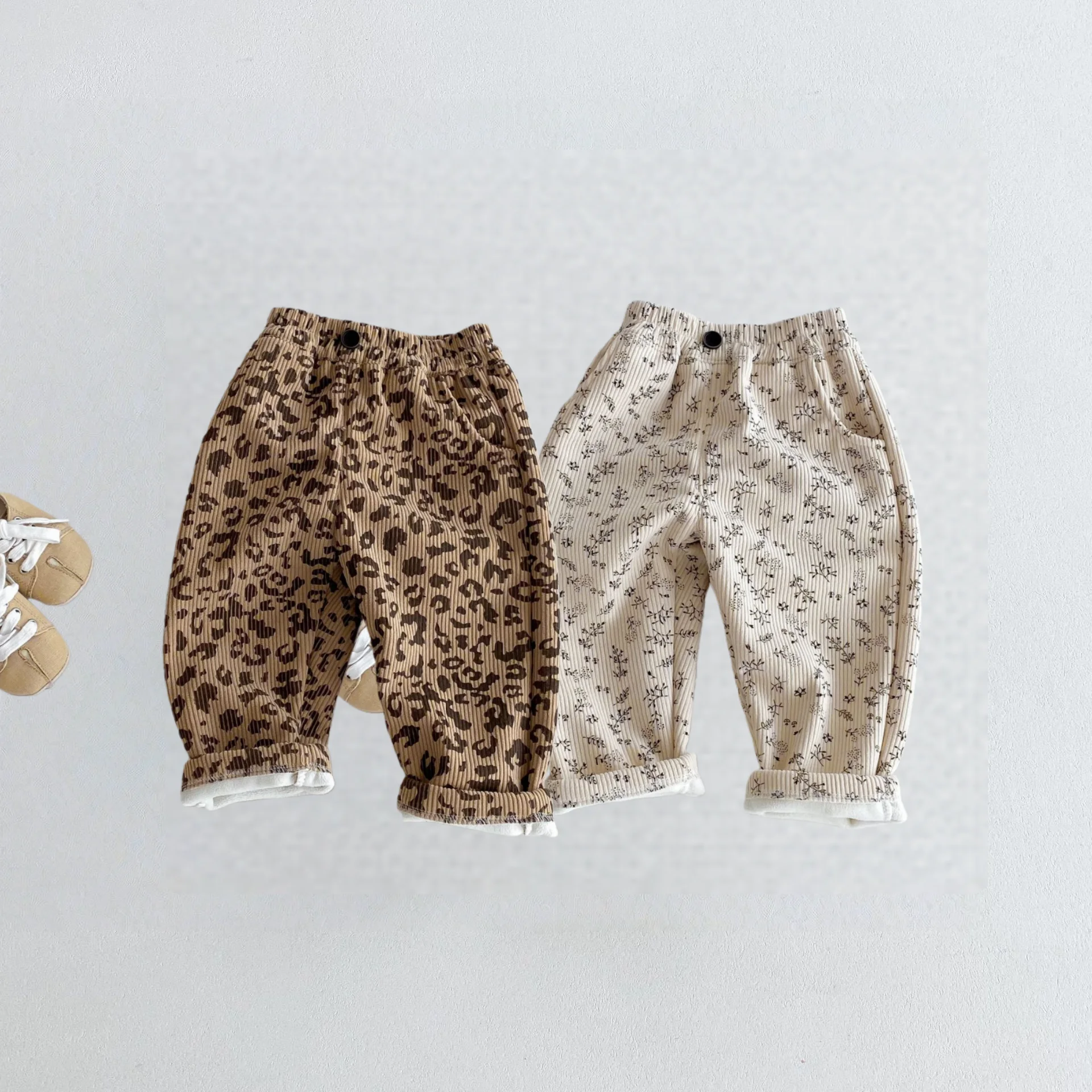 2025 Kids Winter Pants Korean Children's Clothes Corduroy Floral Print Fleece Lined 0-5Y Baby Boys Girls Warm Winter Trousers
2025 Kids Winter Pants Korean Children's Clothes Corduroy Floral Print Fleece Lined 0-5Y Baby Boys Girls Warm Winter Trousers