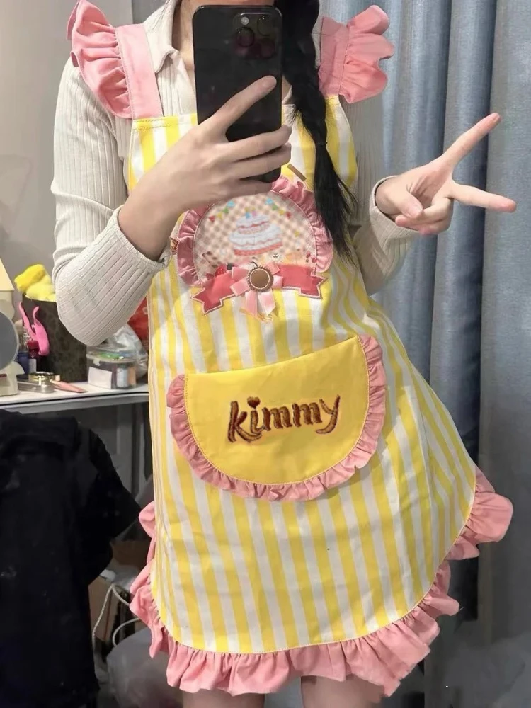1pc Cute Striped Apron Princess Style Home Apron Loose Lace Dessert Shop Cartoon Apron A Must-have Baking Kitchen Accessories
1pc Cute Striped Apron Princess Style Home Apron Loose Lace Dessert Shop Cartoon Apron A Must-have Baking Kitchen Accessories