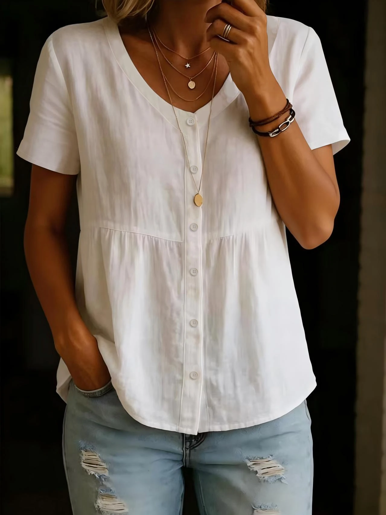 Temperament Loose Woman Shirt Fashion Casual Blouse Elegant short Sleeve Woman Shirt Holiday Weekend Top
Temperament Loose Woman Shirt Fashion Casual Blouse Elegant short Sleeve Woman Shirt Holiday Weekend Top
