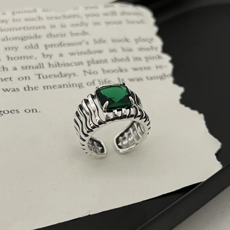 925 Sterling Silver Rings For Women Adjustable Green Zircon Texture Hollow Out Design Finger Ring Jewelry Party Birthday Gift
925 Sterling Silver Rings For Women Adjustable Green Zircon Texture Hollow Out Design Finger Ring Jewelry Party Birthday Gift
