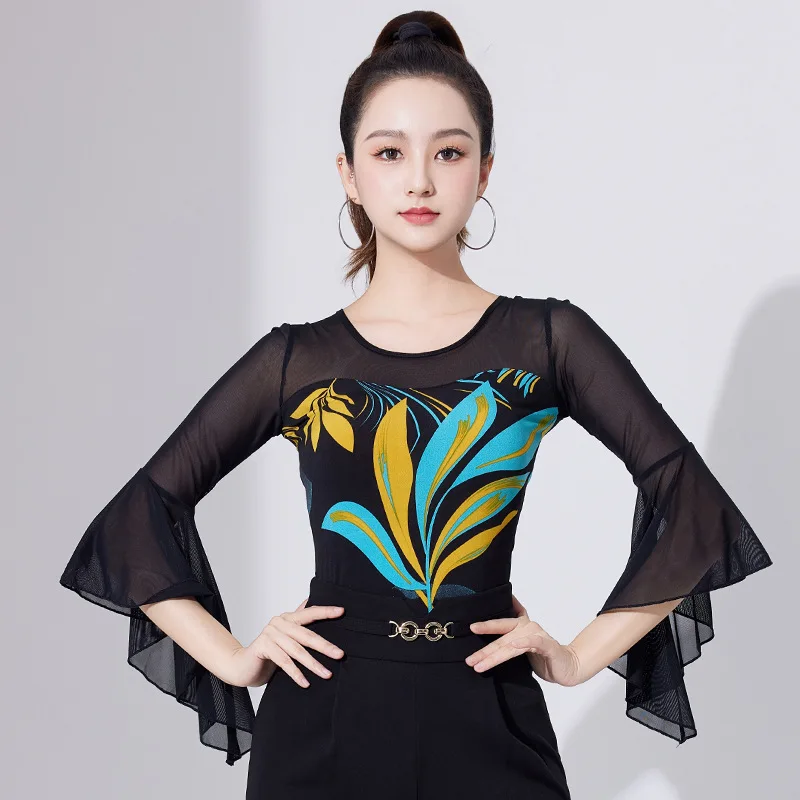 Party Dresses Latin Dance Suit Women Modern Dance Tops Summer New Mid Sleeve Ballroom Sexy Latin Dance Jumpsuit Printing Top
Party Dresses Latin Dance Suit Women Modern Dance Tops Summer New Mid Sleeve Ballroom Sexy Latin Dance Jumpsuit Printing Top