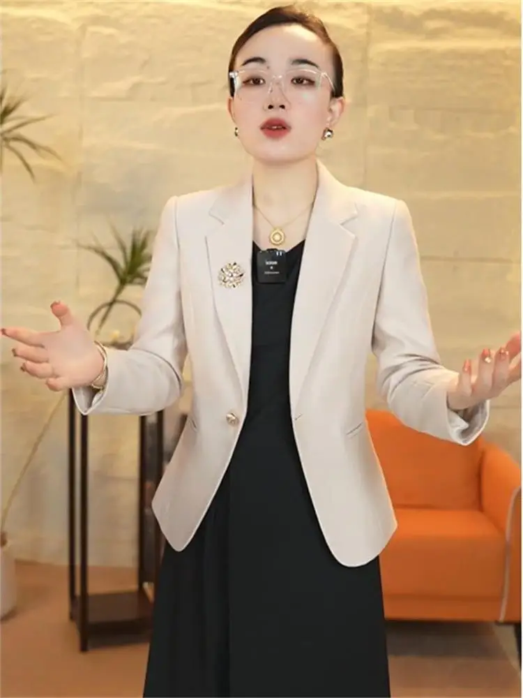 Ele, бежевый женский костюм Jaet, новинка 202, осенний элитный костюм Feelings Godd Sle Profional, маленькая одежда в стиле вестерн, топ
Ele, бежевый женский костюм Jaet, новинка 202, осенний элитный костюм Feelings Godd Sle Profional, маленькая одежда в стиле вестерн, топ