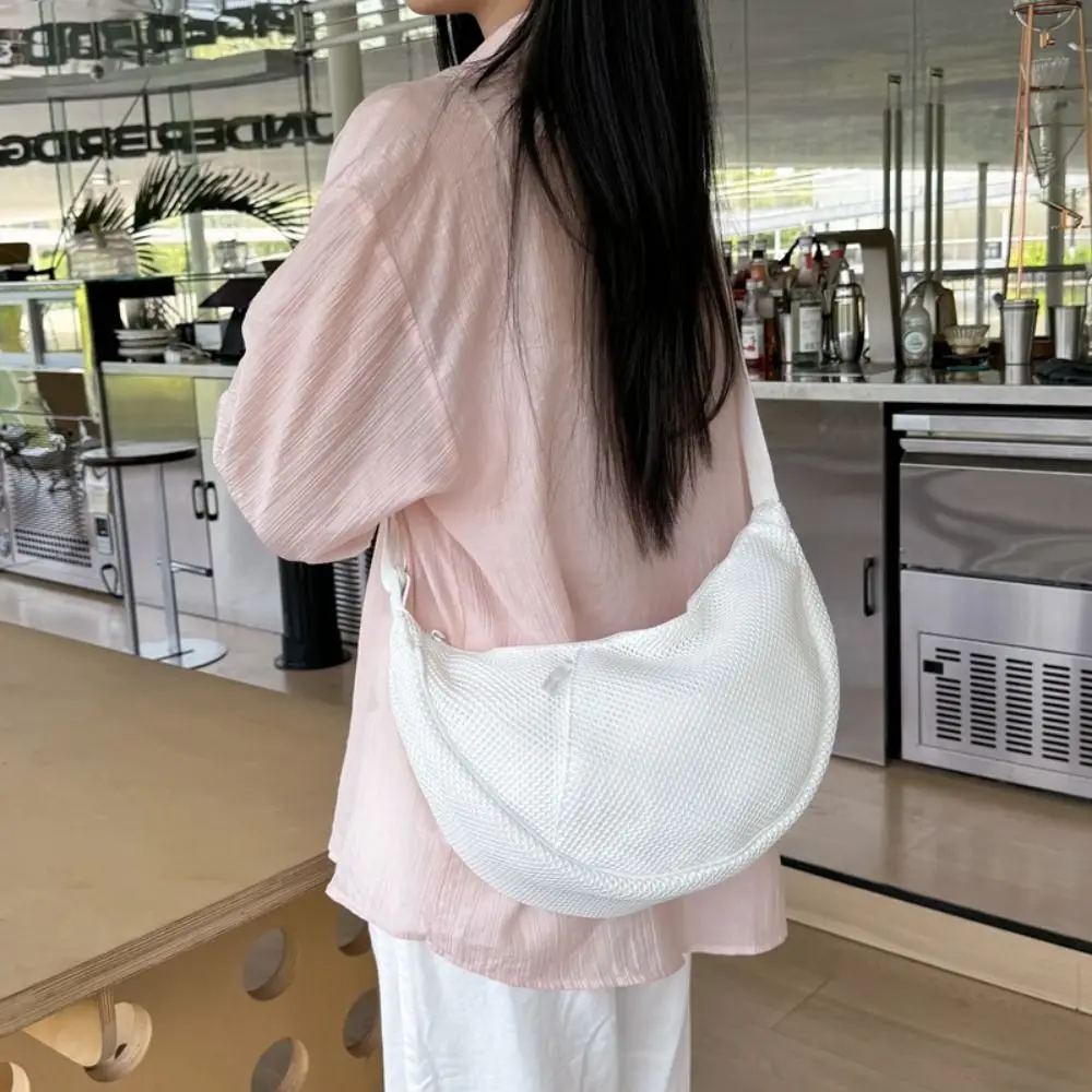 Милая корейская стильная нейлоновая сетчатая сумка через плечо, регулируемая сумка для пельменей, однотонная модная сумка на плечо для путешествий
Милая корейская стильная нейлоновая сетчатая сумка через плечо, регулируемая сумка для пельменей, однотонная модная сумка на плечо для путешествий
