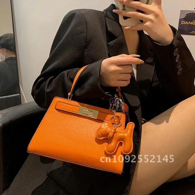 New Year Senior Luxury Women's Handbag Genuine Leather Bag Designer Crossbody Shoulder Quality High Ladies Office Bag
New Year Senior Luxury Women's Handbag Genuine Leather Bag Designer Crossbody Shoulder Quality High Ladies Office Bag