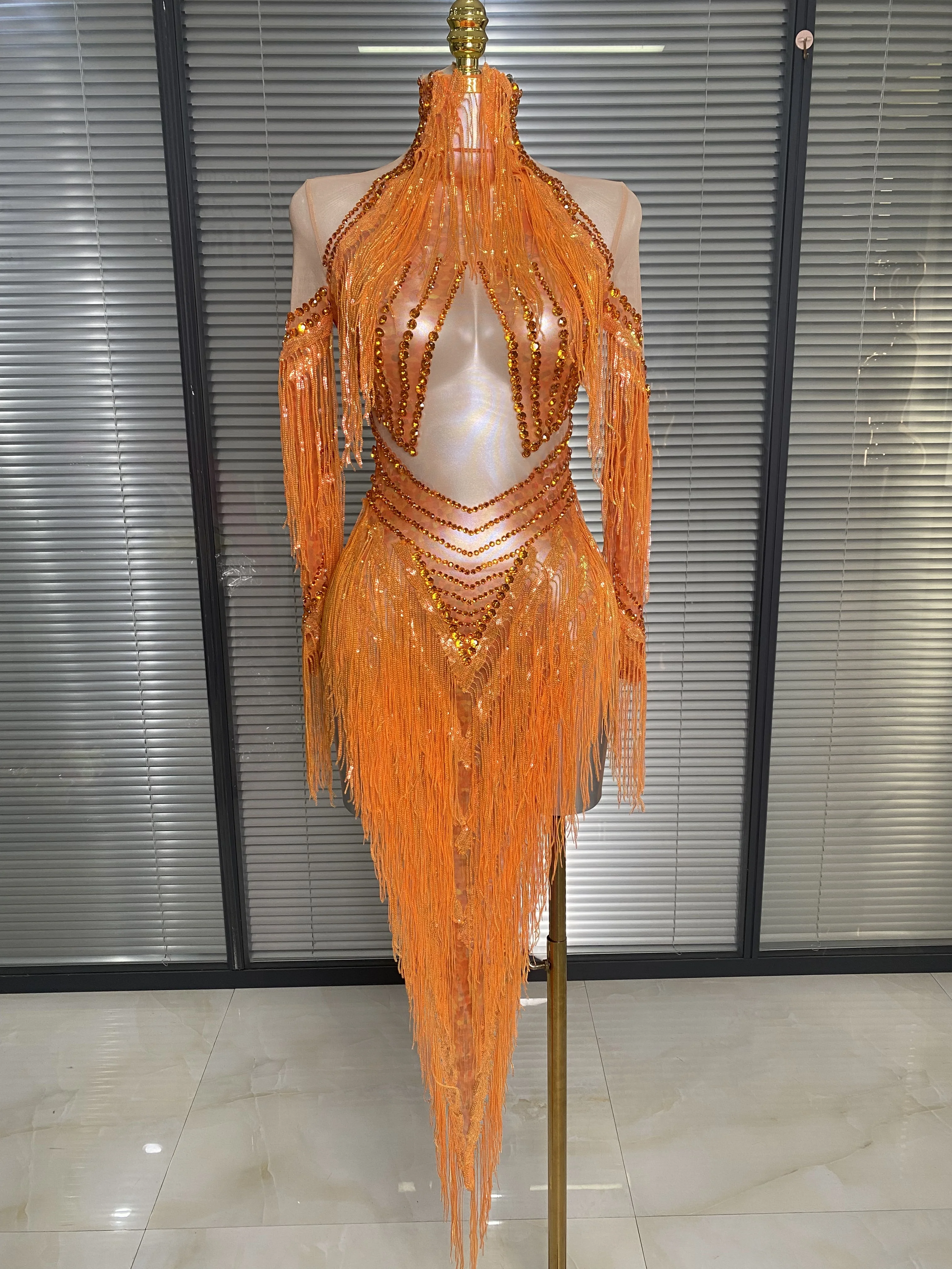 Women Sexy Sparkly Diamonds Tassels See Through Mesh Long Orange Sleeveless Birthday Dress Party Nightclub Performance Costume
Women Sexy Sparkly Diamonds Tassels See Through Mesh Long Orange Sleeveless Birthday Dress Party Nightclub Performance Costume