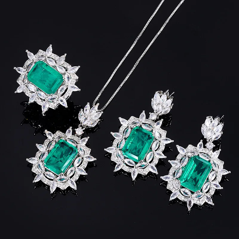 Hot-selling vintage wood-colored emerald green women's diamond-set main stone set10*14
Hot-selling vintage wood-colored emerald green women's diamond-set main stone set10*14