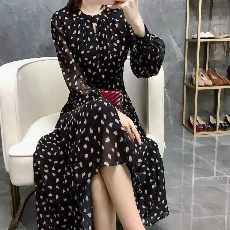 Woman Dress Vestido De Mujer Femme Robe Chiffon Long-Sleeved Dress Women's Spring and Autumn Retro Polka Dot Dress
Woman Dress Vestido De Mujer Femme Robe Chiffon Long-Sleeved Dress Women's Spring and Autumn Retro Polka Dot Dress