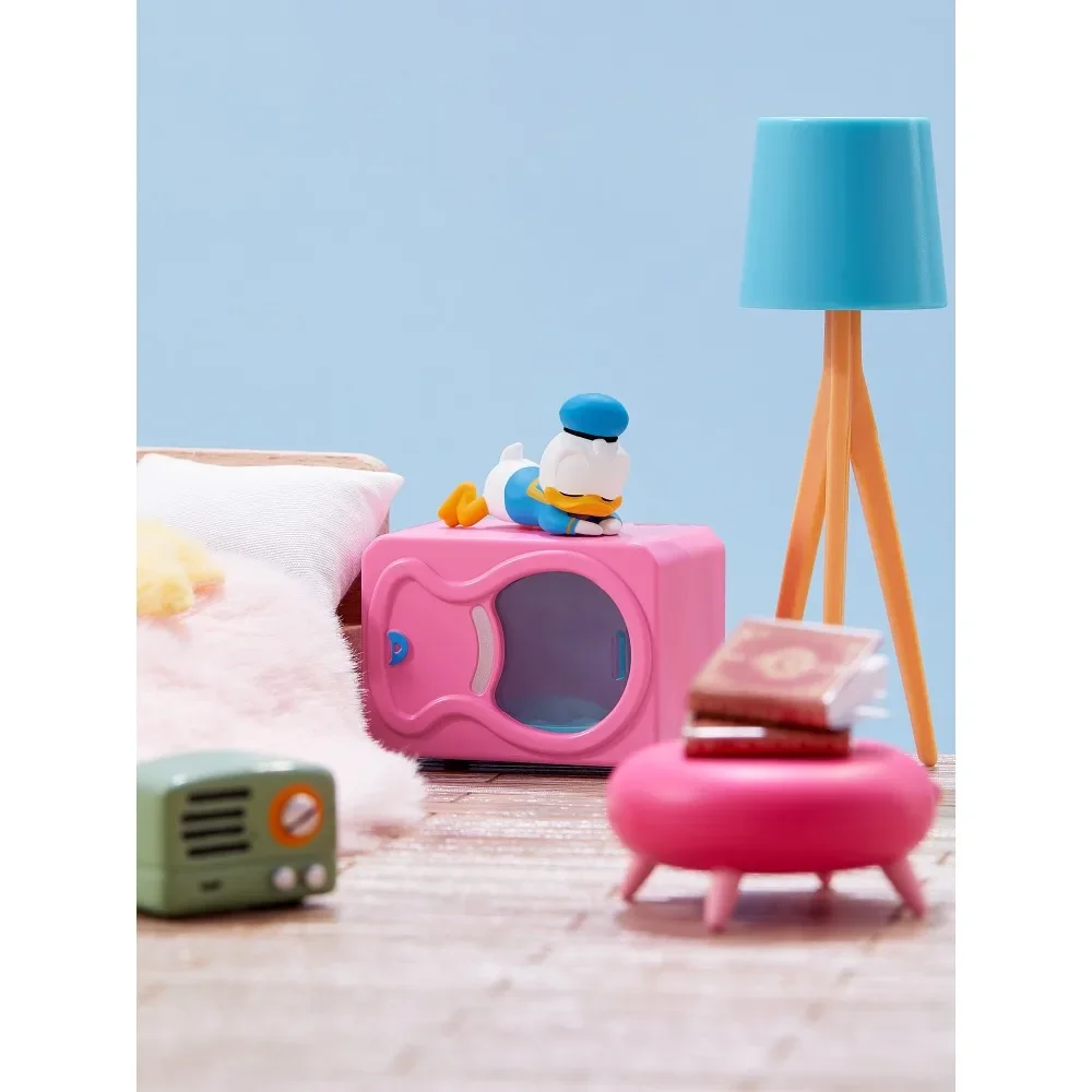 Disney Popular Character Donald Duck Cute Duck Hiding Duck Series Exquisite Blind Bag Child's Favorite Doll Toy House Decoration
Disney Popular Character Donald Duck Cute Duck Hiding Duck Series Exquisite Blind Bag Child's Favorite Doll Toy House Decoration