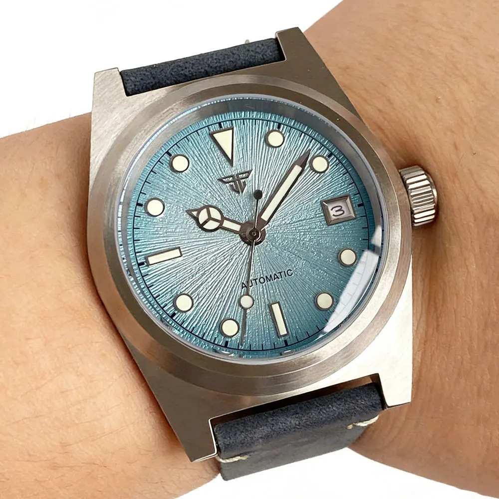 200M Diving Blue Red Tandorio Miyota 8215 PT5000 Watch for Men 38mm Automatic Brush Case Arched AR Sapphire Luminous Screw Crown
200M Diving Blue Red Tandorio Miyota 8215 PT5000 Watch for Men 38mm Automatic Brush Case Arched AR Sapphire Luminous Screw Crown