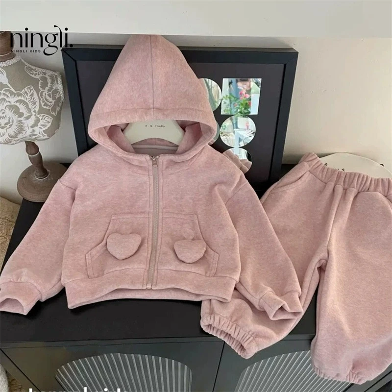Girls Hoodies Set 2026 Spring and Autumn New Sweet Baby Girl Hooded Top Pants Korean Two Piece Set
Girls Hoodies Set 2026 Spring and Autumn New Sweet Baby Girl Hooded Top Pants Korean Two Piece Set