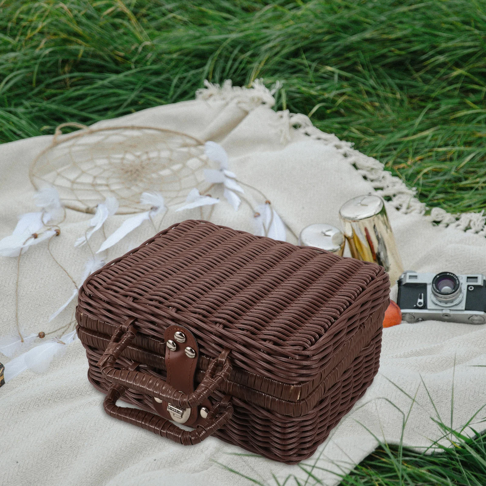 Rattan Woven Handbag Basket 22x17x11cm Coffee Color Storage Case for Home Office Picnic Wedding Props Retro Style
Rattan Woven Handbag Basket 22x17x11cm Coffee Color Storage Case for Home Office Picnic Wedding Props Retro Style