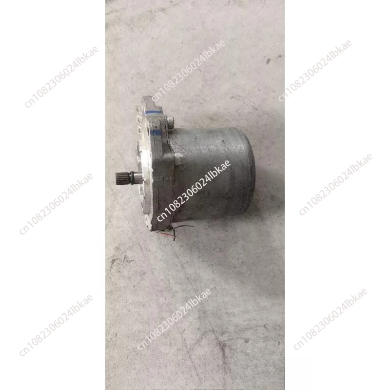 12V high power rotary converter DC brushless servo motor 600w large torque DIY power vehicle boat propeller dismantling 1 piece
12V high power rotary converter DC brushless servo motor 600w large torque DIY power vehicle boat propeller dismantling 1 piece