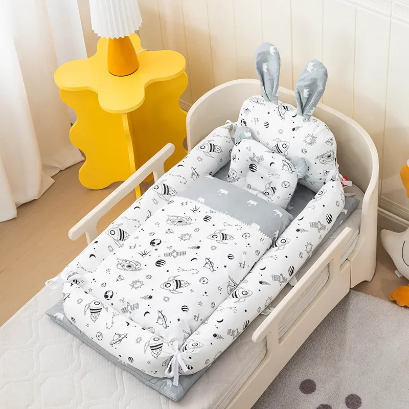 Portable Baby Crib with Cartoon Cute Biomimetic Uterus, Adjustable and Removable Washable Bed
Portable Baby Crib with Cartoon Cute Biomimetic Uterus, Adjustable and Removable Washable Bed