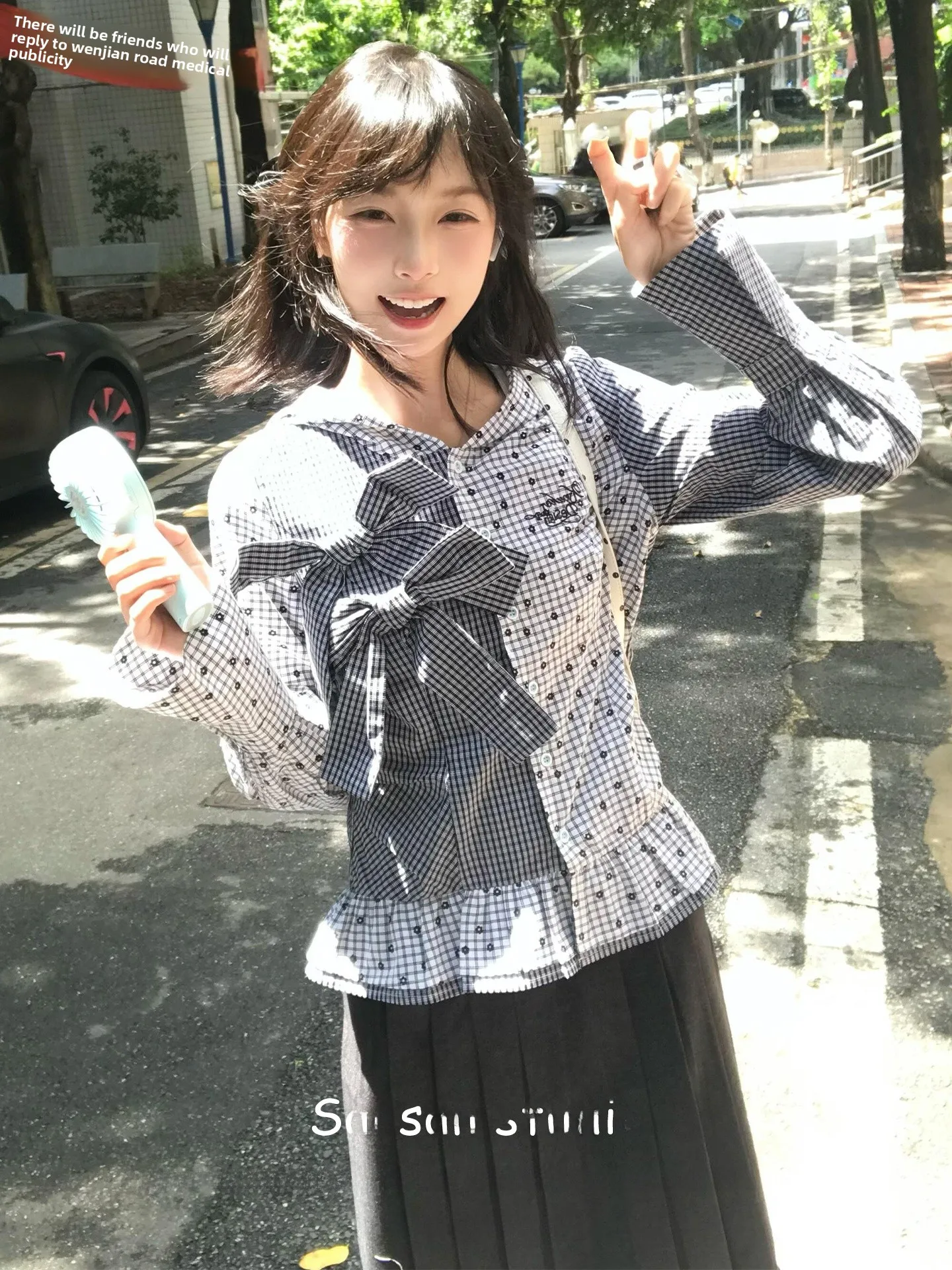 Весенняя модная женская кофта с длинным рукавом и капюшоном, с декоративным узлом, приталенная, повседневная верхняя одежда, трендовый топ
Весенняя модная женская кофта с длинным рукавом и капюшоном, с декоративным узлом, приталенная, повседневная верхняя одежда, трендовый топ