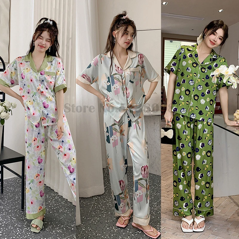 Summer Women's Pajamas Suit Sexy Lapel Sweet Satin Thin Style Printed Short Sleeve Trousers Two-Piece Set Loose Casual Home Wear
Summer Women's Pajamas Suit Sexy Lapel Sweet Satin Thin Style Printed Short Sleeve Trousers Two-Piece Set Loose Casual Home Wear