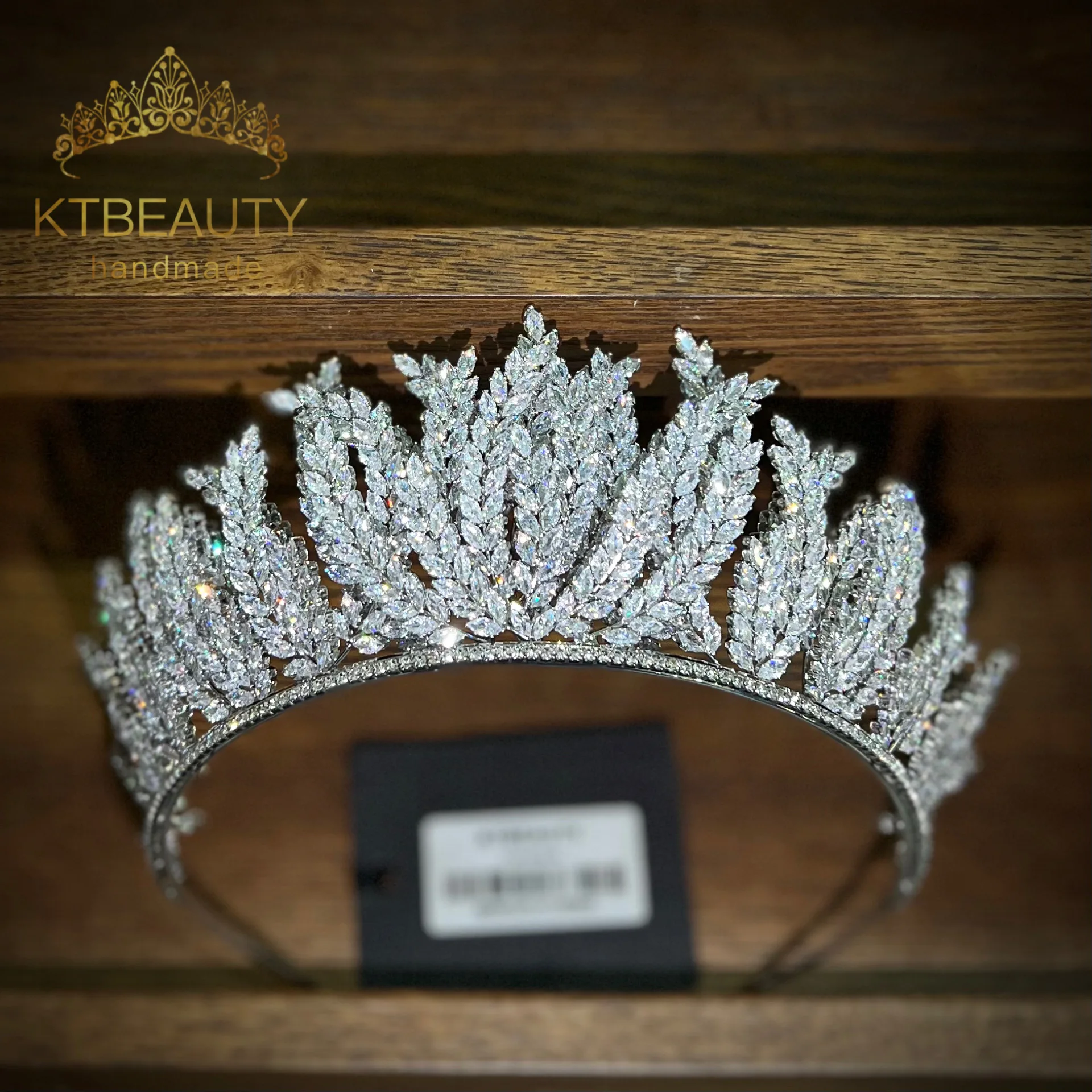 KTBEAUTY Hairpin Hair Pin Star Guangdong Fashion Copper Classic Hairwear Hair Jewelry Tiara Direct Selling
KTBEAUTY Hairpin Hair Pin Star Guangdong Fashion Copper Classic Hairwear Hair Jewelry Tiara Direct Selling
