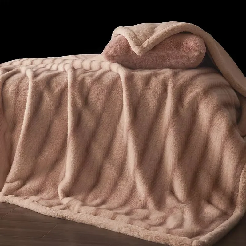 Thickened Raschel Blanket Winter Double Wedding Fleece Blanket
Thickened Raschel Blanket Winter Double Wedding Fleece Blanket