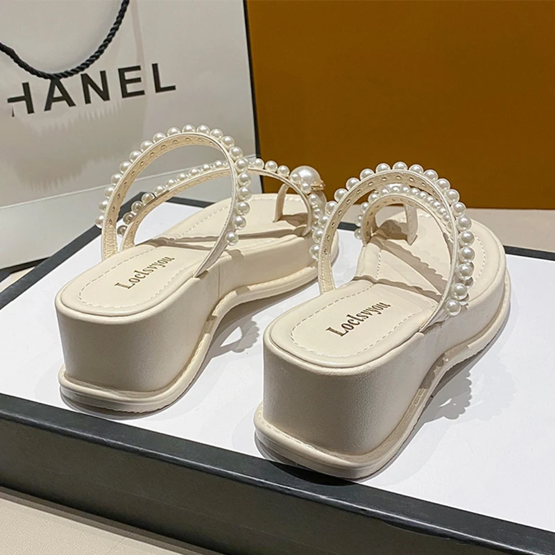 Thick Heel Pearl Toe Cover Slippers Women Summer Outdoor Fairy Style High Heel Strap Foot Sandals Comfortable Slip-On Shoes
Thick Heel Pearl Toe Cover Slippers Women Summer Outdoor Fairy Style High Heel Strap Foot Sandals Comfortable Slip-On Shoes