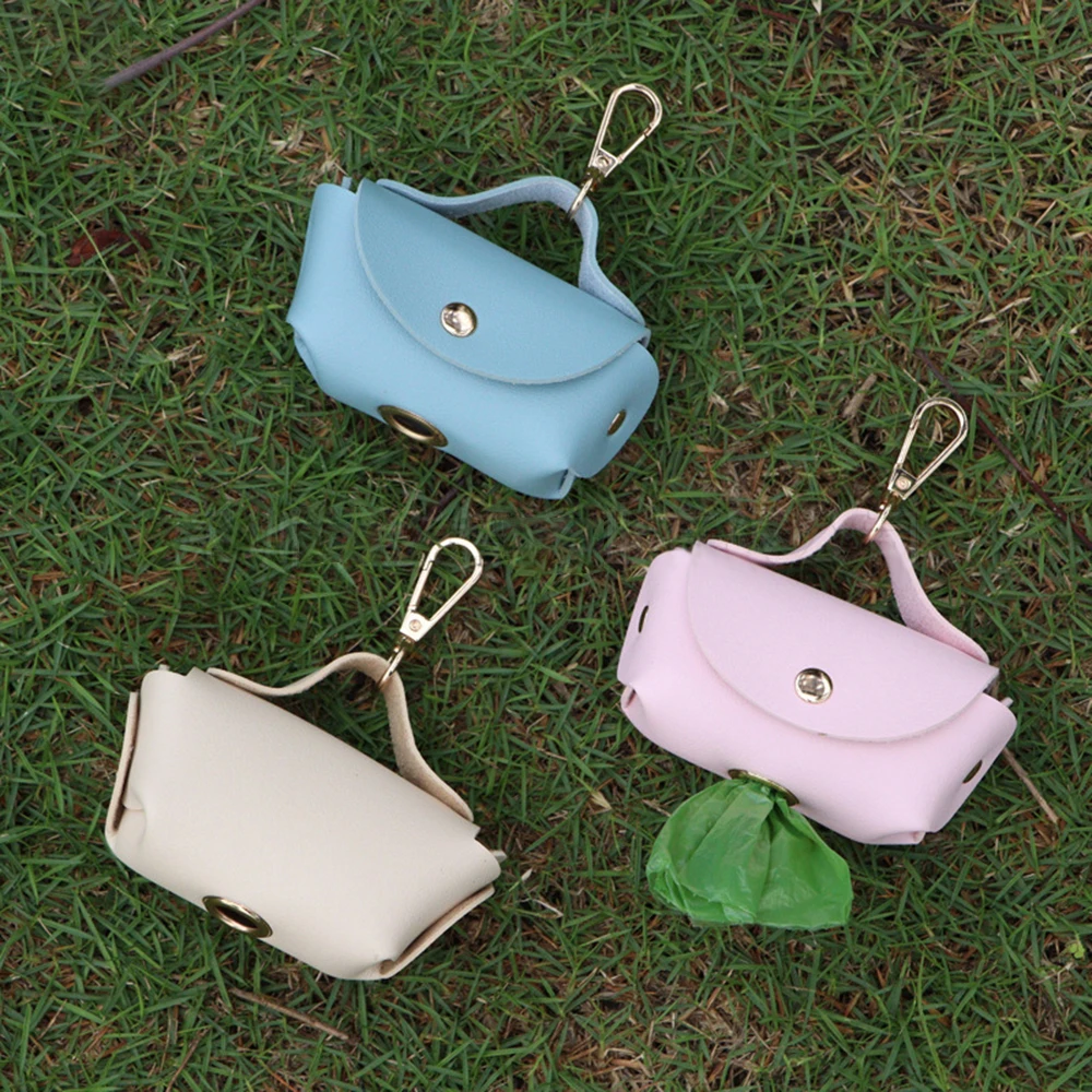 Dog Waste Bag Dispenser Stylish Faux Leather Holder for Poop Bags Portable Washable Pet Pouch Organizer for Walking Leashes
Dog Waste Bag Dispenser Stylish Faux Leather Holder for Poop Bags Portable Washable Pet Pouch Organizer for Walking Leashes