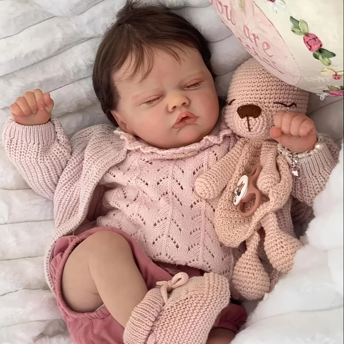 20" Realistic Reborn Baby Doll Soft Cloth Body - Pink Floral Design, Vinyl Material, Perfect for Kids Ages 3+ - Ideal for Imaginative Play & Collecting, Baby Dolls for Girls, Collectible Doll, Fantasy Theme, Detailed Craftsmanship
20" Realistic Reborn Baby Doll Soft Cloth Body - Pink Floral Design, Vinyl Material, Perfect for Kids Ages 3+ - Ideal for Imaginative Play & Collecting, Baby Dolls for Girls, Collectible Doll, Fantasy Theme, Detailed Craftsmanship