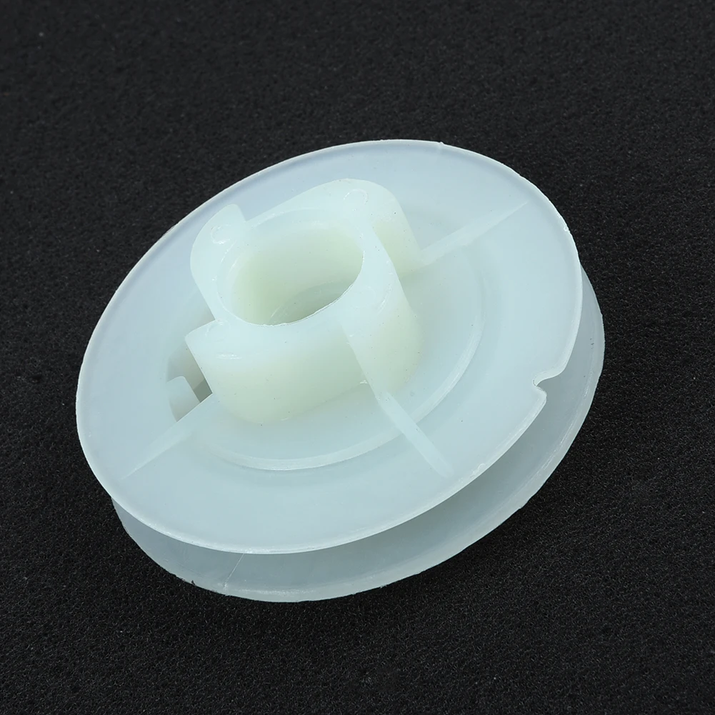 Recoil Starter Start Pull Pulley For Chinese 45CC 52CC 58CC Tarus Chainsaw Recoil Starter Pulley Replacement Parts
Recoil Starter Start Pull Pulley For Chinese 45CC 52CC 58CC Tarus Chainsaw Recoil Starter Pulley Replacement Parts