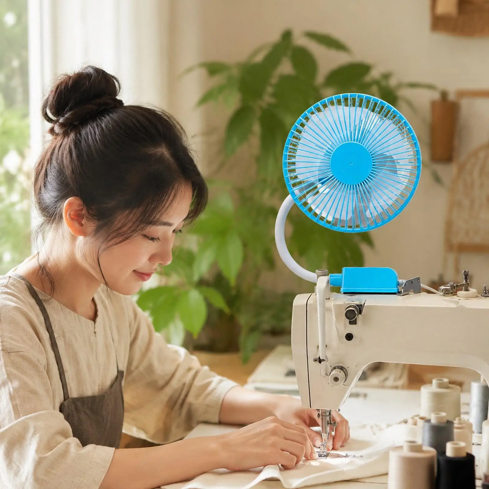 Portable Fan Summer Lightweight Adjustable Quiet Oscillating Magnetic Mount Personal Fan for Home Sewing Machines Indoor Desk
Portable Fan Summer Lightweight Adjustable Quiet Oscillating Magnetic Mount Personal Fan for Home Sewing Machines Indoor Desk
