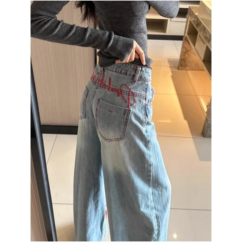 Women American Vintage Light Blue Wide Leg Jeans Y2K Contrast Stitch Embroidered Streetwear Loose Casual Pants
Women American Vintage Light Blue Wide Leg Jeans Y2K Contrast Stitch Embroidered Streetwear Loose Casual Pants