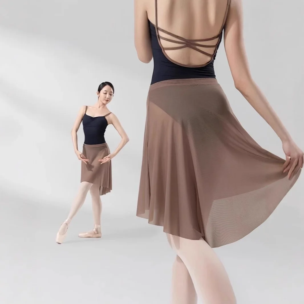 Adult Women's Ballet Dance Skirt Sexy Mesh Half Skirt Southeast Asian Style Performance Costume A-Line Skirt Polyester Fabric
Adult Women's Ballet Dance Skirt Sexy Mesh Half Skirt Southeast Asian Style Performance Costume A-Line Skirt Polyester Fabric