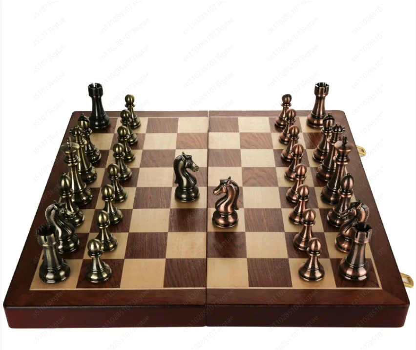 Роскошные металлические шахматные фигурки 45 см, деревянные шахматные наборы, профессиональные складные семейные классические настольные игры, шахматы, коллекция украшений для дома
Роскошные металлические шахматные фигурки 45 см, деревянные шахматные наборы, профессиональные складные семейные классические настольные игры, шахматы, коллекция украшений для дома