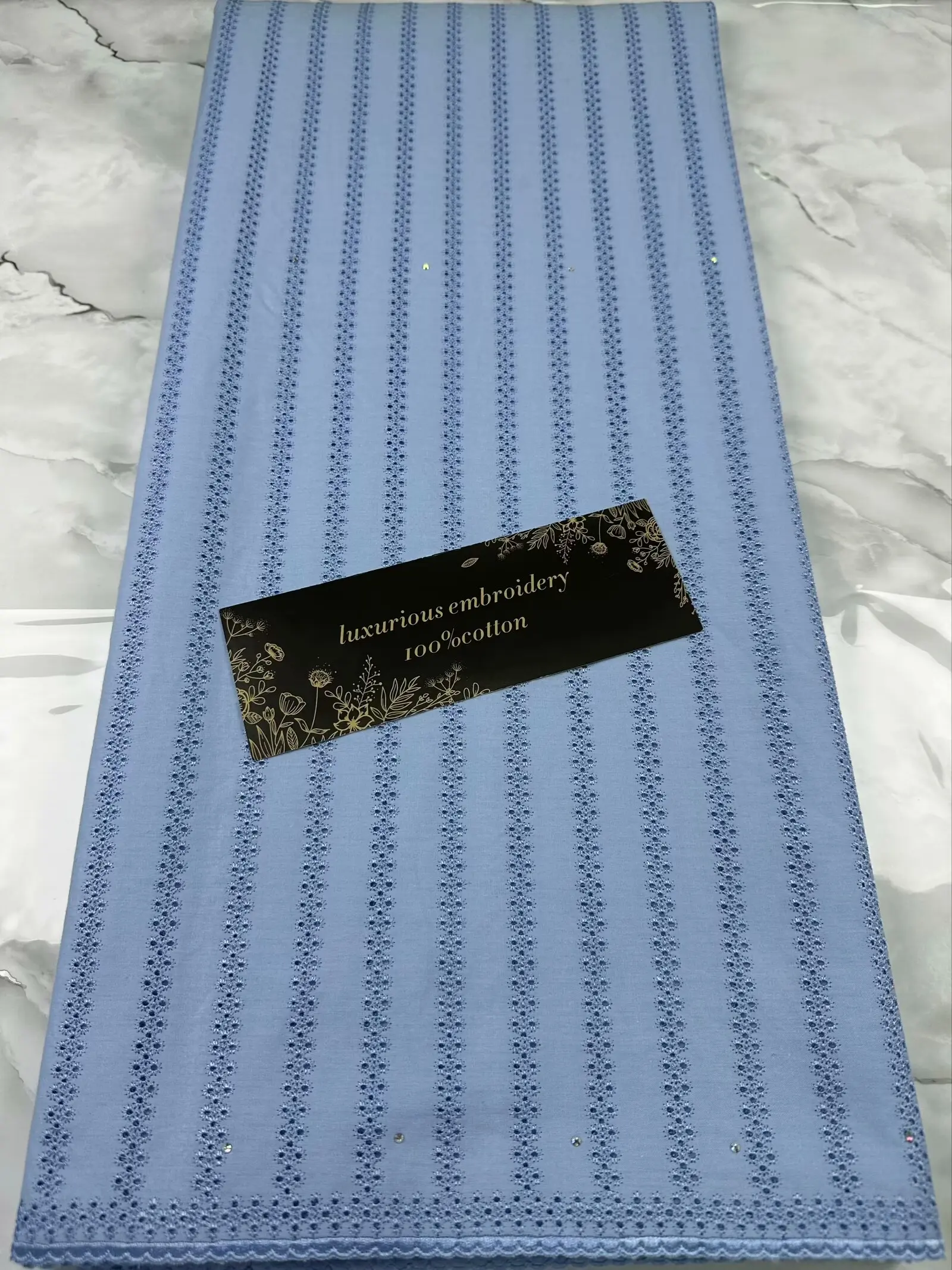 Luxury Hollow Out African Satin Drill 100% Cotton Lace Fabric 2024 High Quality Swiss Voile Lace Fabric For Men Women Wedding SS
Luxury Hollow Out African Satin Drill 100% Cotton Lace Fabric 2024 High Quality Swiss Voile Lace Fabric For Men Women Wedding SS