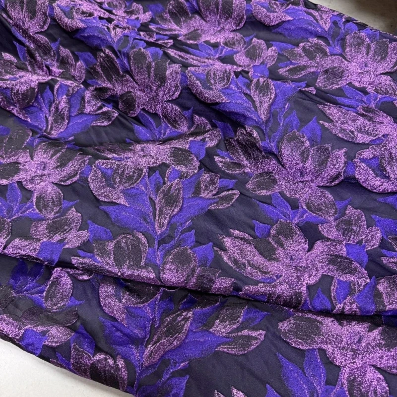 Фиолетовые жаккардовые шторы для платья ручной работы Ципао Ханфу, ткань для шитья, винтажная элегантная ветровка, стиль во французском стиле, сплошной цвет
Фиолетовые жаккардовые шторы для платья ручной работы Ципао Ханфу, ткань для шитья, винтажная элегантная ветровка, стиль во французском стиле, сплошной цвет