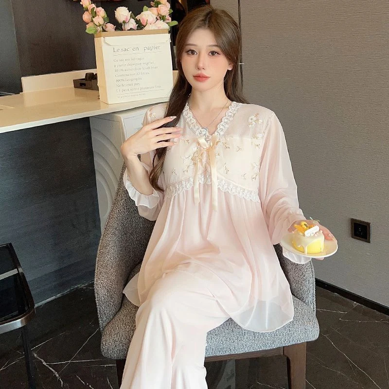 Весна 2024, милые сексуальные кружевные пижамные комплекты принцессы с длинными рукавами и v-образным вырезом для женщин, корейская милая одежда для сна, домашняя одежда, домашняя одежда
Весна 2024, милые сексуальные кружевные пижамные комплекты принцессы с длинными рукавами и v-образным вырезом для женщин, корейская милая одежда для сна, домашняя одежда, домашняя одежда