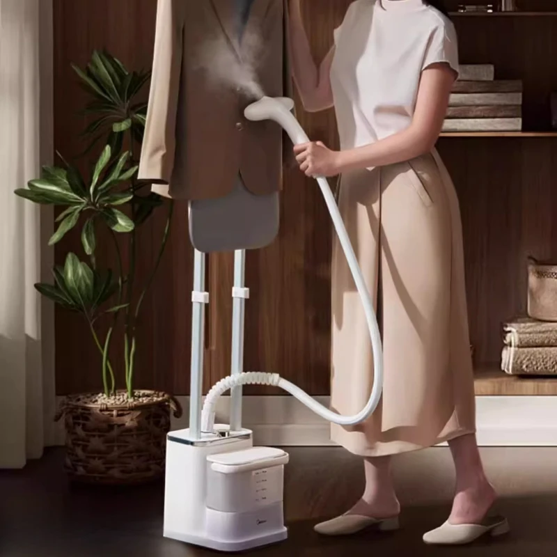 Мощная паровая гладильная машина Компактный отпариватель для домашнего коммерческого магазина одежды
Мощная паровая гладильная машина Компактный отпариватель для домашнего коммерческого магазина одежды
