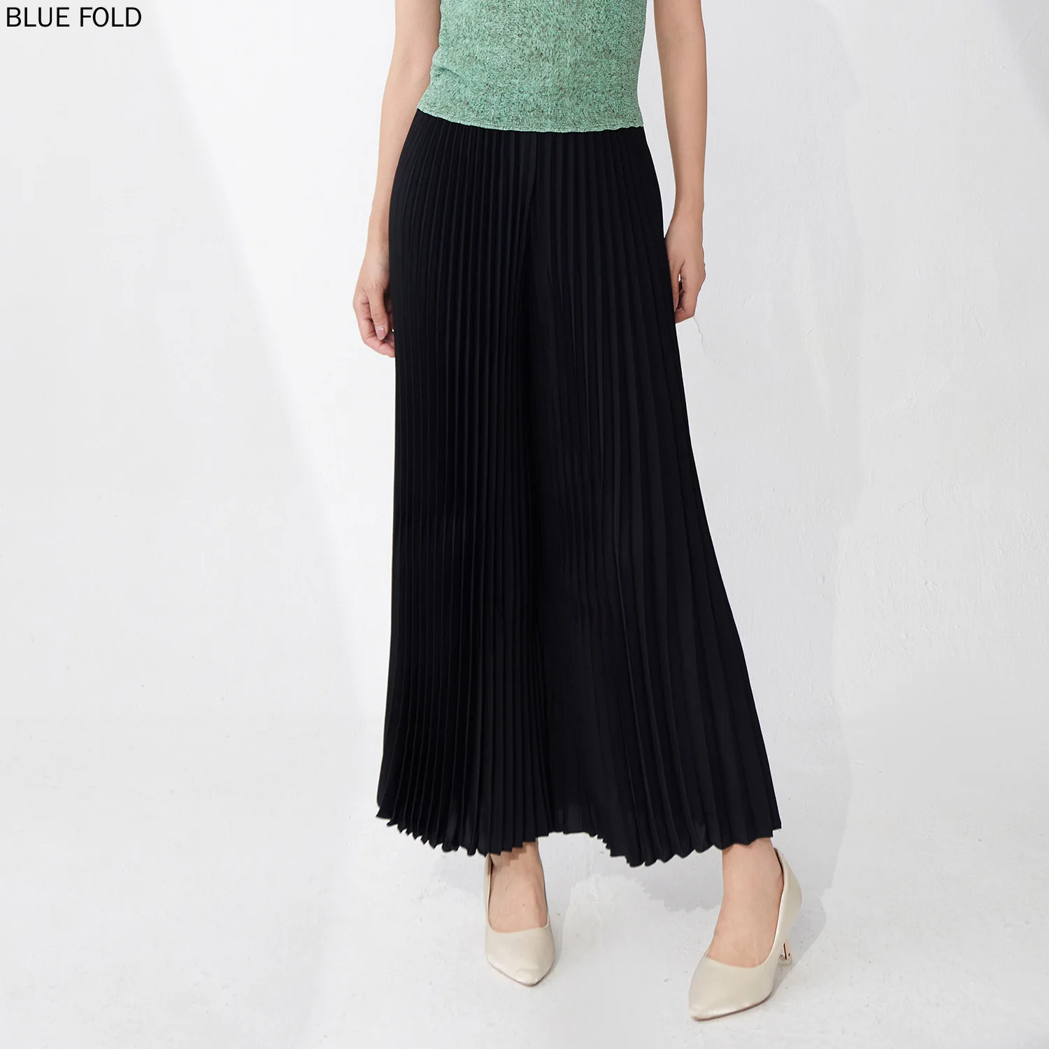 Miyake PLEATS Pants Women's Wide-leg Pants Laid-back Style Drape Loose Waist Casual and Elegant Versatile Long Pants 
Miyake PLEATS Pants Women's Wide-leg Pants Laid-back Style Drape Loose Waist Casual and Elegant Versatile Long Pants