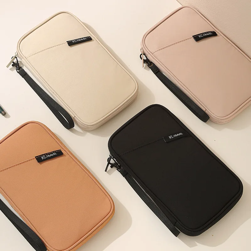 1pcs Large Capacity Thick Oxford Cloth Passport Holder Multi function Waterproof Travel Document ID Card Storage Bag
1pcs Large Capacity Thick Oxford Cloth Passport Holder Multi function Waterproof Travel Document ID Card Storage Bag