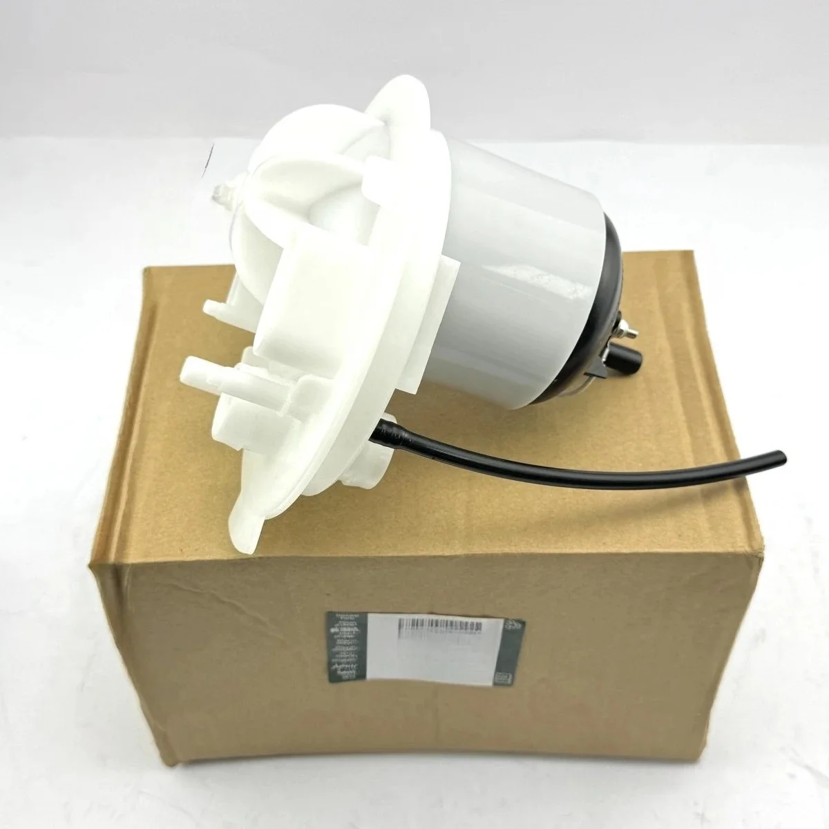 Fuel Pump Fuel Filter C2D28280 Original Quality Auto Fuel System Replacement
Fuel Pump Fuel Filter C2D28280 Original Quality Auto Fuel System Replacement