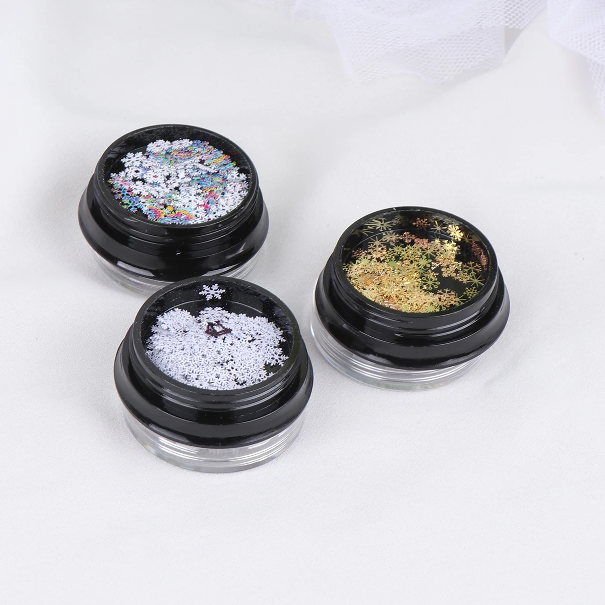 3 Boxes Colorful Snowflake Glitter Nail Sequins Stickers for DIY Creative Home Phone Art Party Christmas Holiday Events 
3 Boxes Colorful Snowflake Glitter Nail Sequins Stickers for DIY Creative Home Phone Art Party Christmas Holiday Events