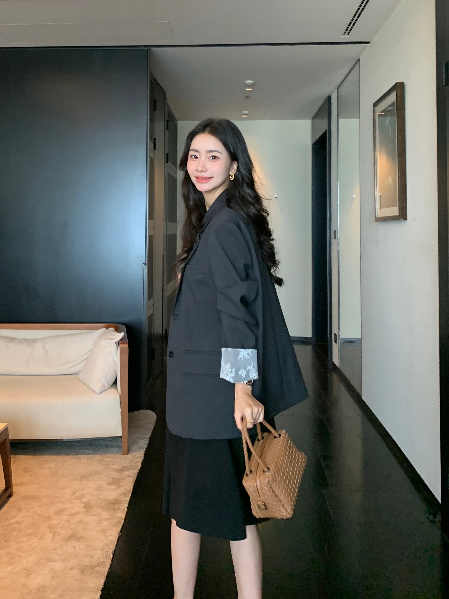 Pusumede Bla Кружевной костюм Jaet Neutral Sle Свободный крой Длинный све из полиэфирного волокна Подходит для поездок на работу Женский костюм
Pusumede Bla Кружевной костюм Jaet Neutral Sle Свободный крой Длинный све из полиэфирного волокна Подходит для поездок на работу Женский костюм