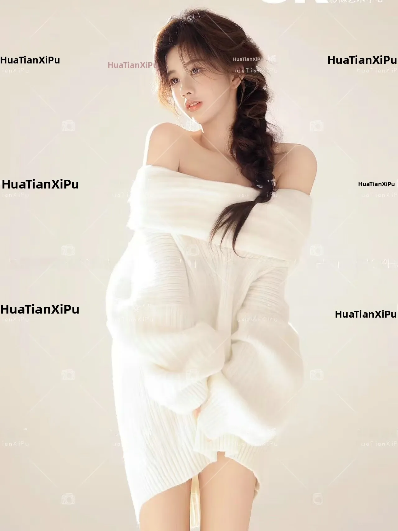 Artistic Lazy Sweet White Sweater Photography Studio Theme Korean Style Girl Portrait Photography Atmosphere Feeling Shot
Artistic Lazy Sweet White Sweater Photography Studio Theme Korean Style Girl Portrait Photography Atmosphere Feeling Shot