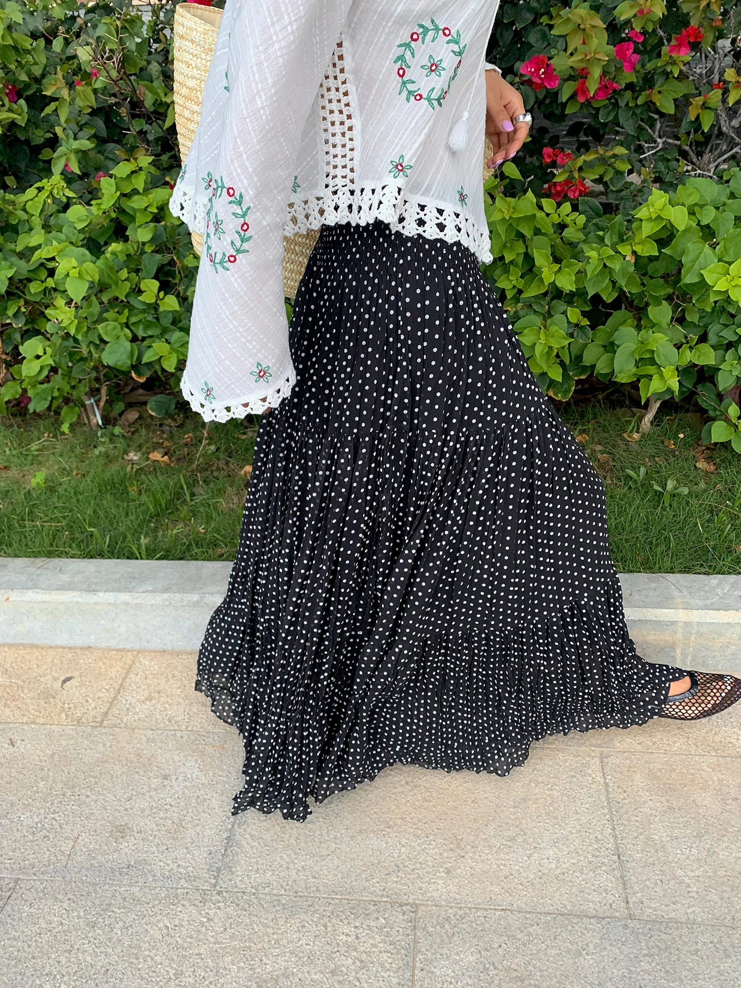 Black Polka Dot Asymmetrical Skirt Women's A-Line Skirt 2026 New Design Sensation Snowflake Cake Skirt Casual High Waist...
Black Polka Dot Asymmetrical Skirt Women's A-Line Skirt 2026 New Design Sensation Snowflake Cake Skirt Casual High Waist...