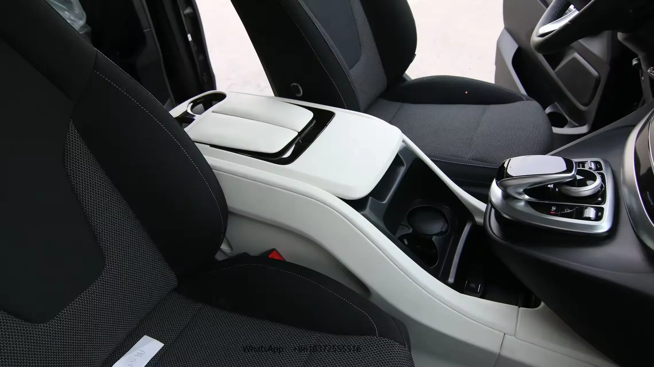 X Made In China Armrest Box For CarABS Material Nappa Leather Covered Car Armrest Console Box For Vito Car Armrest Storage Box
X Made In China Armrest Box For CarABS Material Nappa Leather Covered Car Armrest Console Box For Vito Car Armrest Storage Box