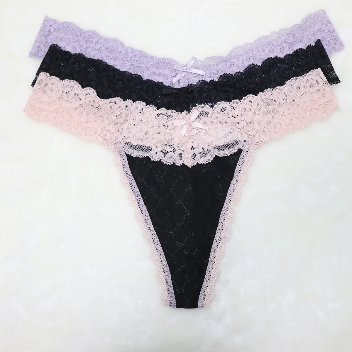 1 PCS Lace Sexy Thong In Various Colors With Bow Tie Lady Panties Low Waisted Seamless Thongs for Women
1 PCS Lace Sexy Thong In Various Colors With Bow Tie Lady Panties Low Waisted Seamless Thongs for Women