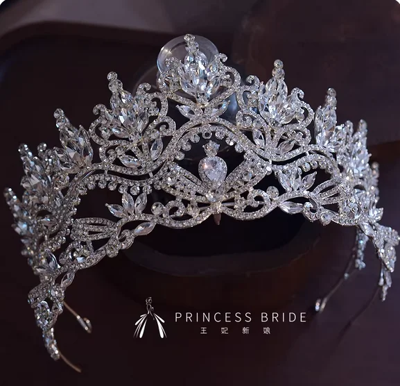 Princess Bride Crown New Luxury Heavy Industry Double Flash Diamond Wave Princess Crown Wedding main wedding dress hair accessor
Princess Bride Crown New Luxury Heavy Industry Double Flash Diamond Wave Princess Crown Wedding main wedding dress hair accessor